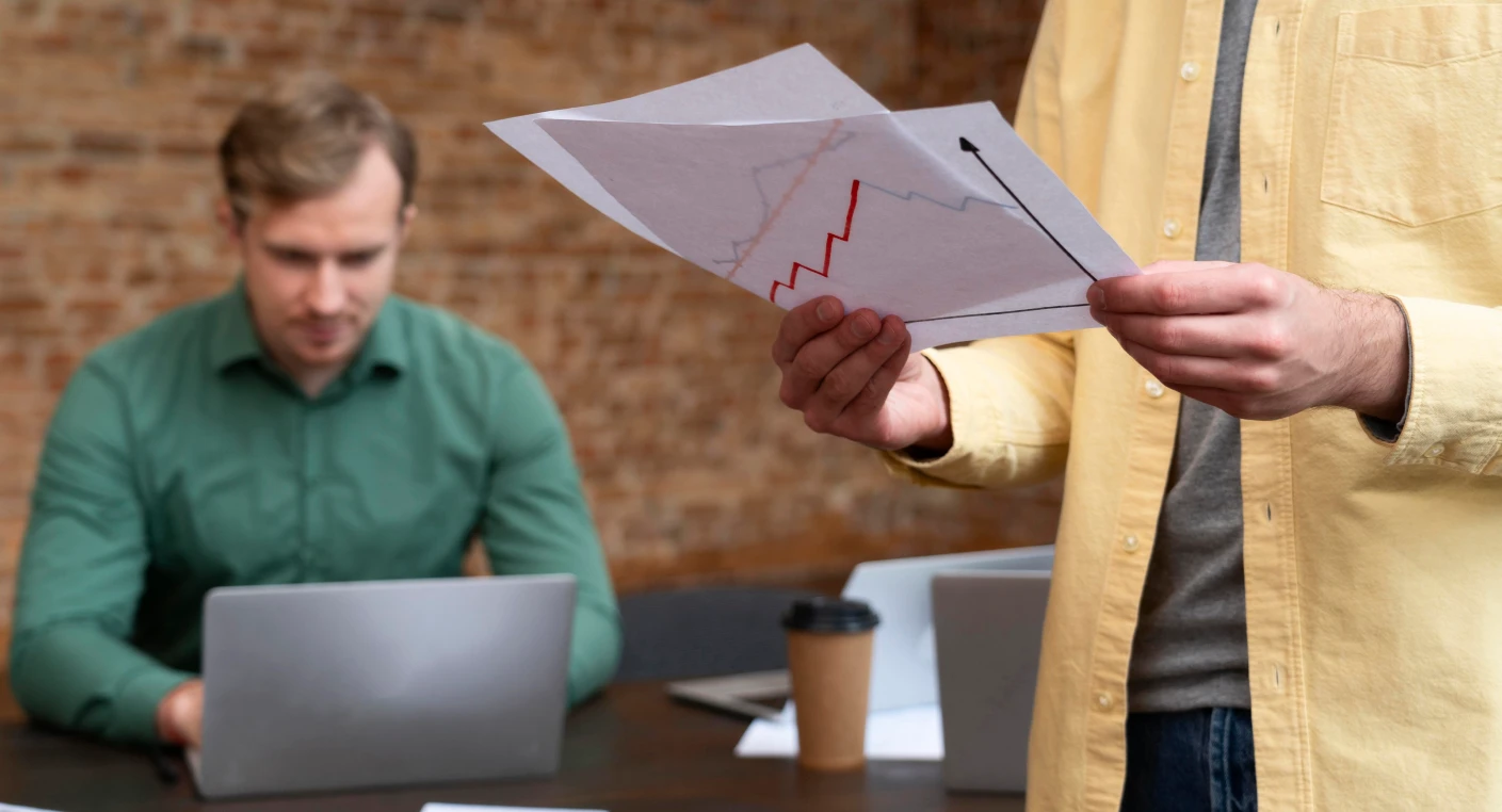 Suspicious Activity Reports (SARs): Guide for Banks & Fintechs